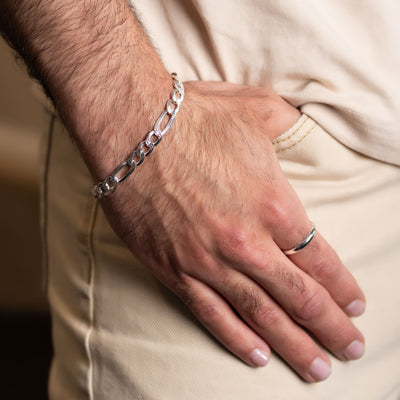 Silver Pave Diamond Cut Figaro Chain 7.5Mm Bracelet (One Tone Or Two Tone)