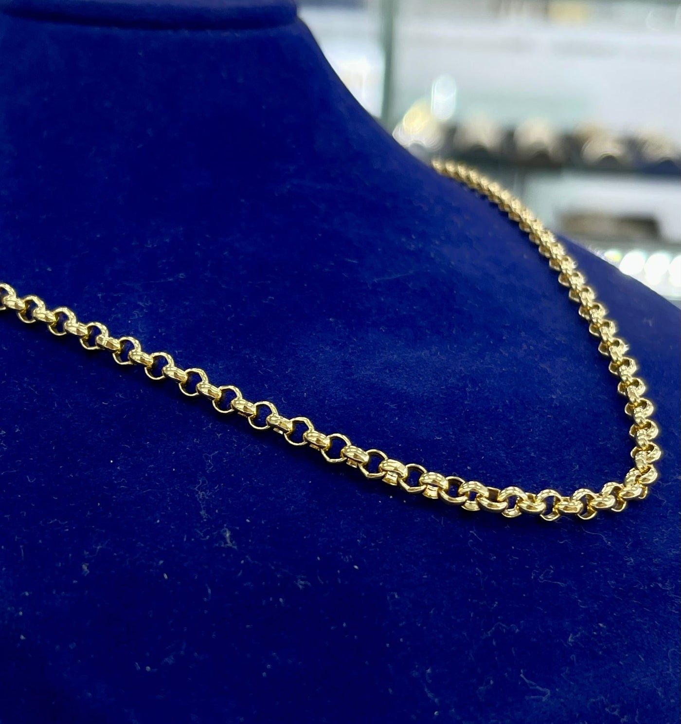 14K Gold Semi Thick Rolo Interlocking Link Chain Necklace